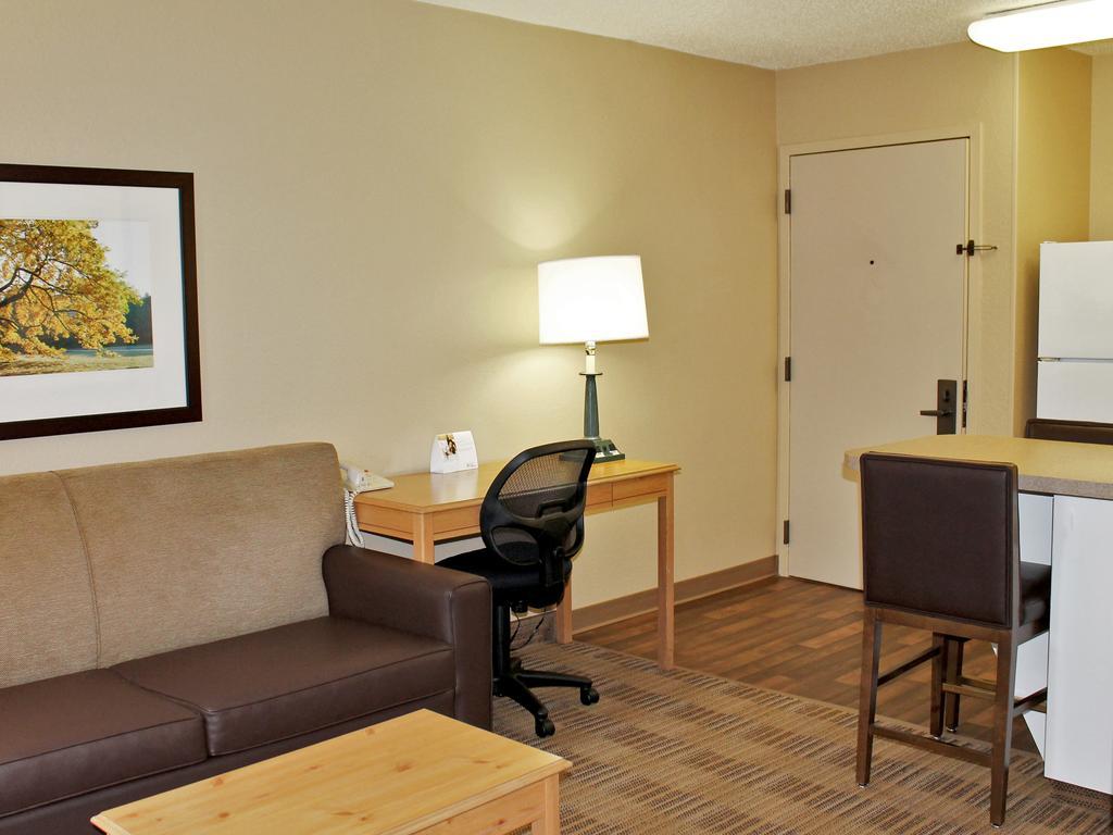 Extended Stay America Select Suites - Chicago - Westmont - Oak Brook Exterior foto